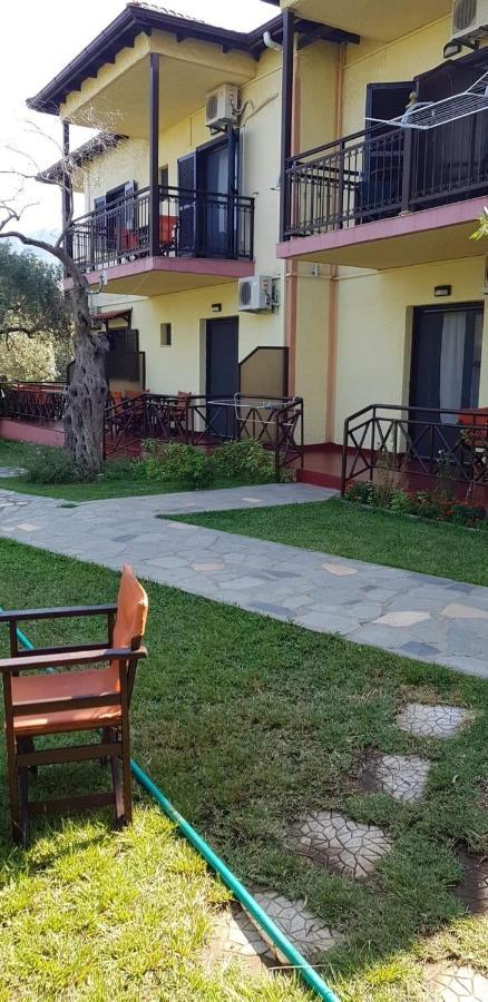 Hotel Maria Chrisi Ammoudia Esterno foto