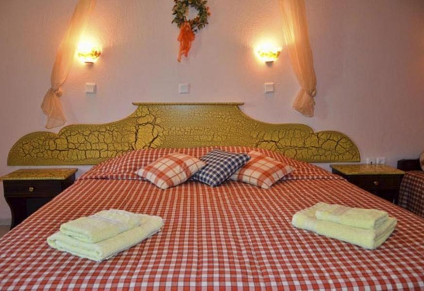 Hotel Maria Chrisi Ammoudia Esterno foto