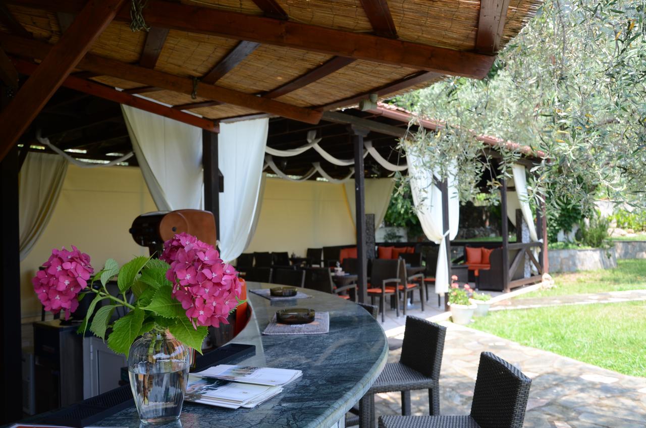Hotel Maria Chrisi Ammoudia Esterno foto