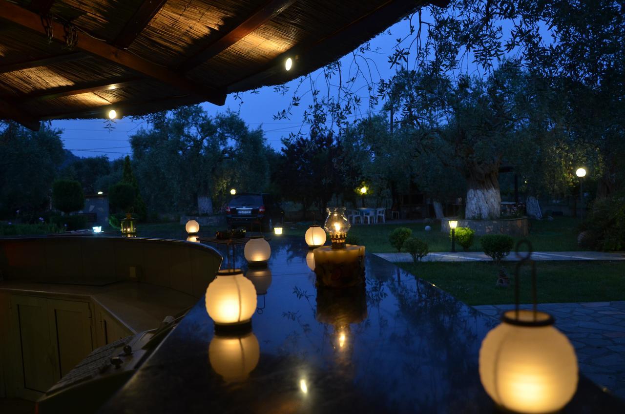Hotel Maria Chrisi Ammoudia Esterno foto