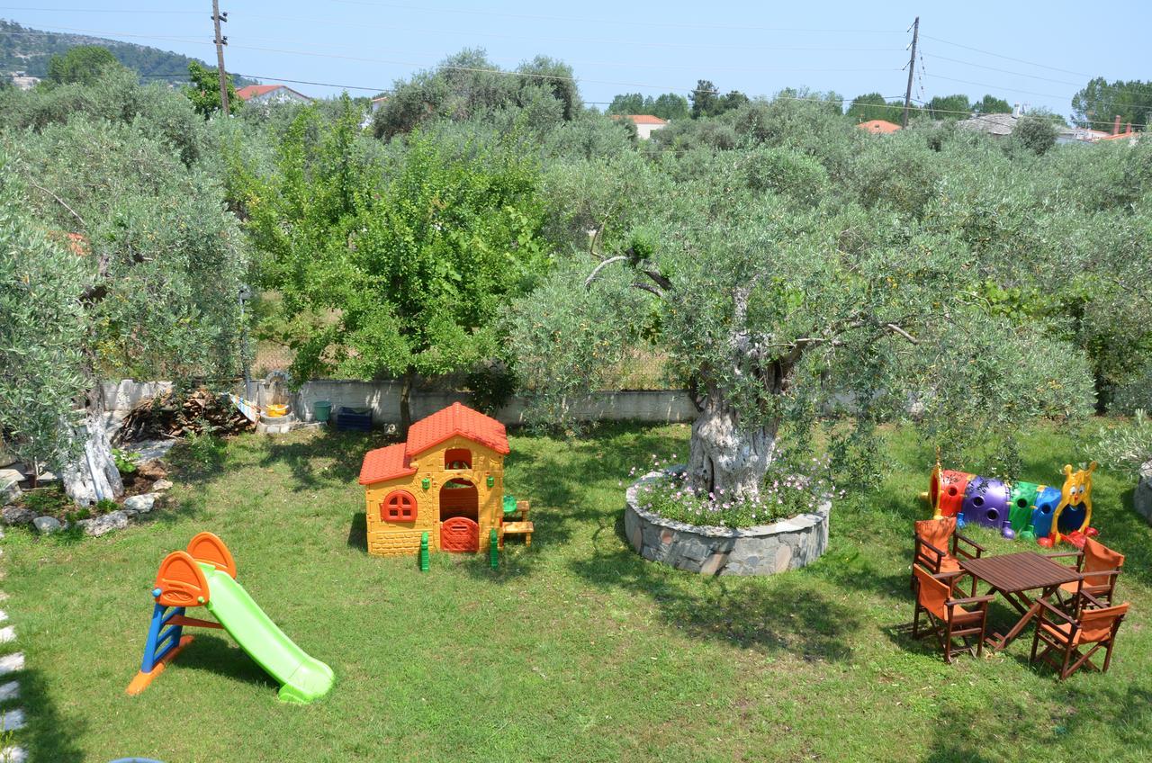 Hotel Maria Chrisi Ammoudia Esterno foto